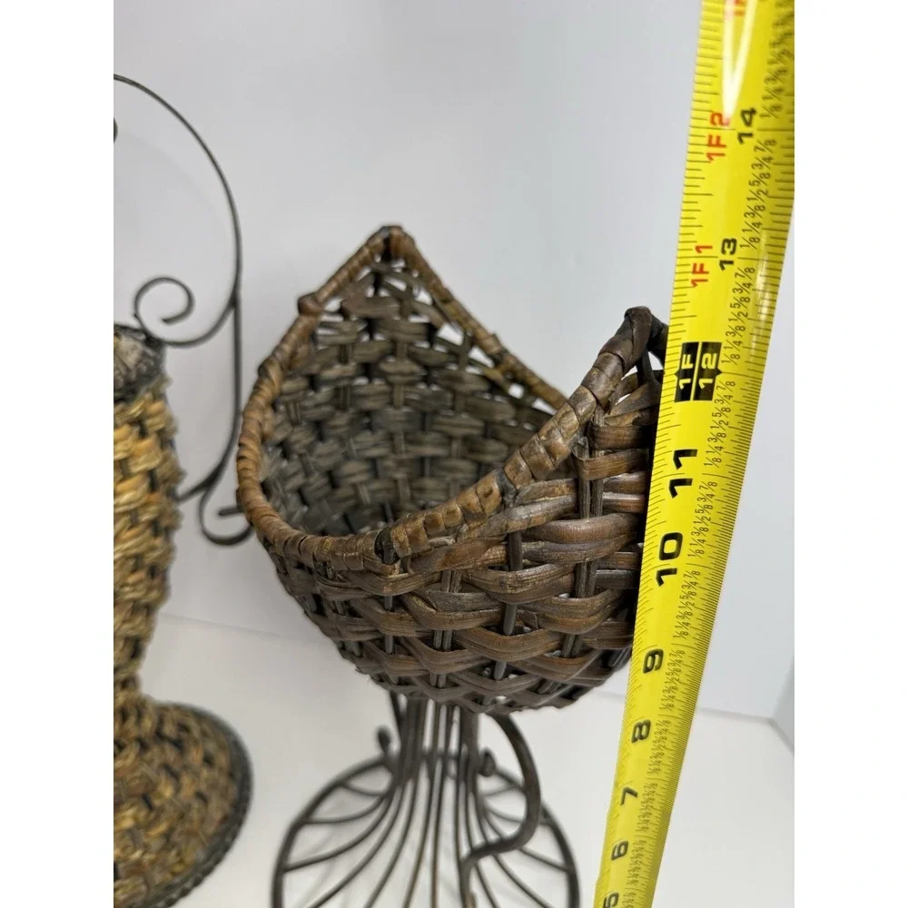 Vintage‎ Woven Wicker & Scroll Metal Pedestal Basket Stand 12.5
